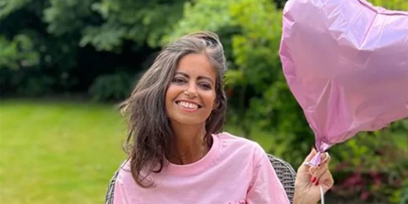 Bowel cancer symptoms – check your poo