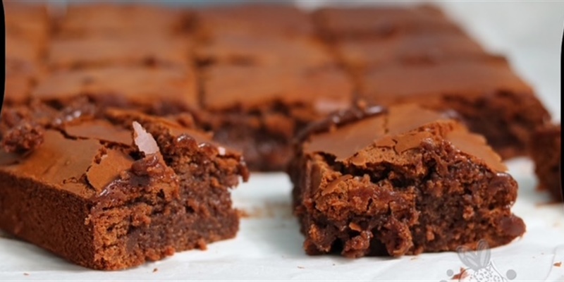 Post 174: Is It a Cake or a Hippie Hippie Bake?