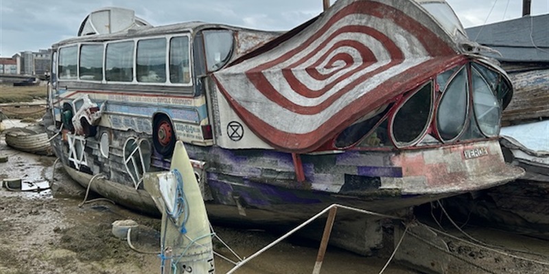 Post 185: House boats and natter.
