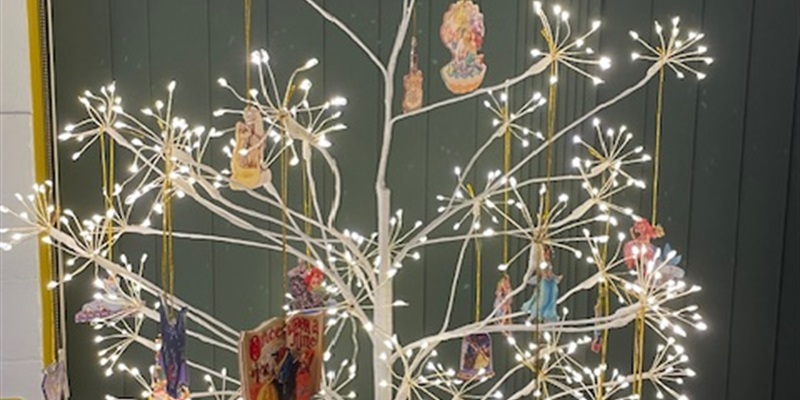 Post 209: All neatly tied in a satin bow.