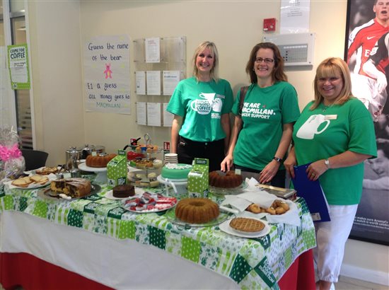 Photo showing people at a coffee morning 