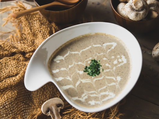 Mushroom soup with crunchy croutons